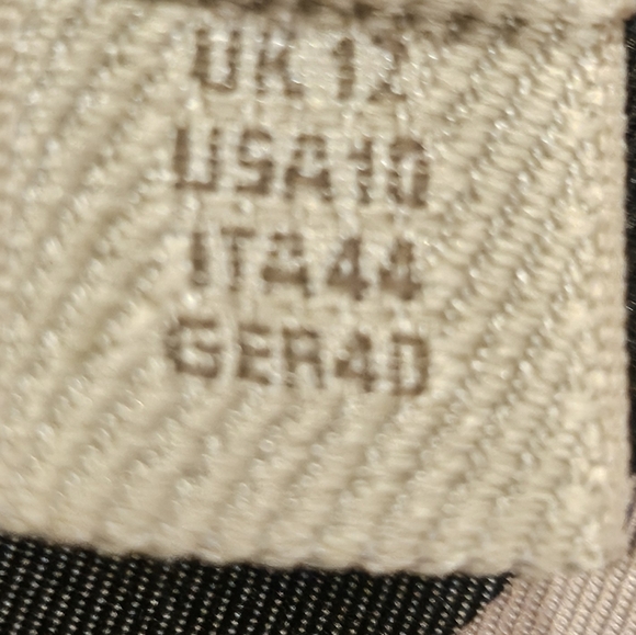 BURBERRY Black Removable Hood Trench Coat with Plaid Double Lining - Picture 5 of 9